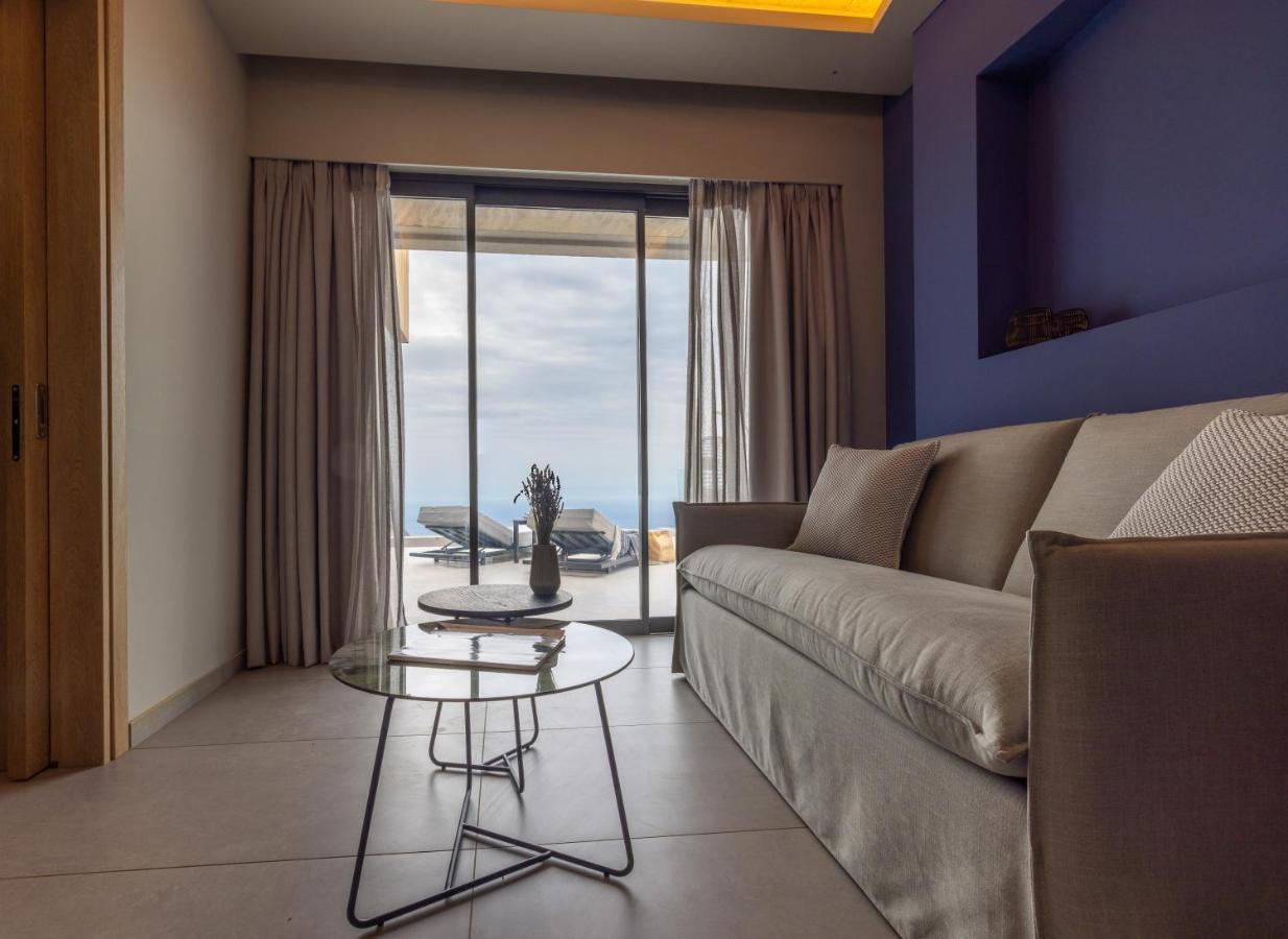 Anadeo Villas & Suites Exanthia Екстериор снимка