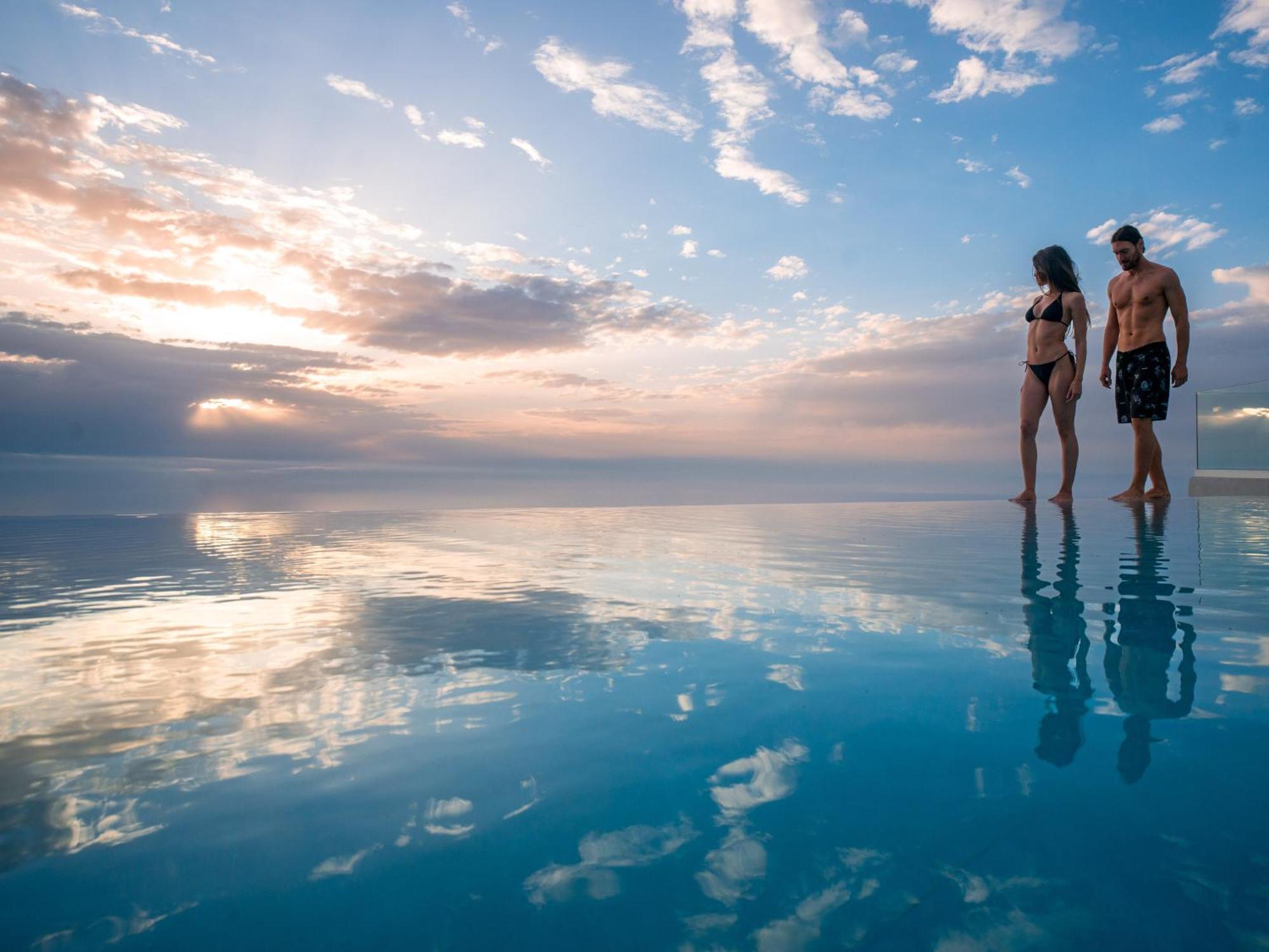 Anadeo Villas & Suites Exanthia Екстериор снимка