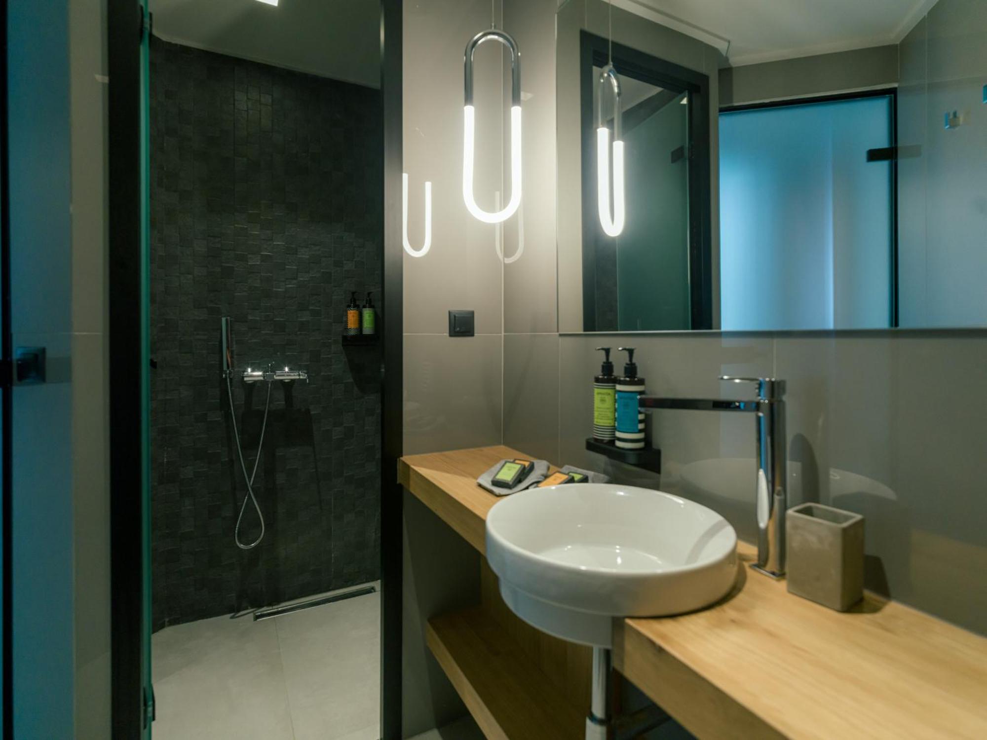 Anadeo Villas & Suites Exanthia Екстериор снимка
