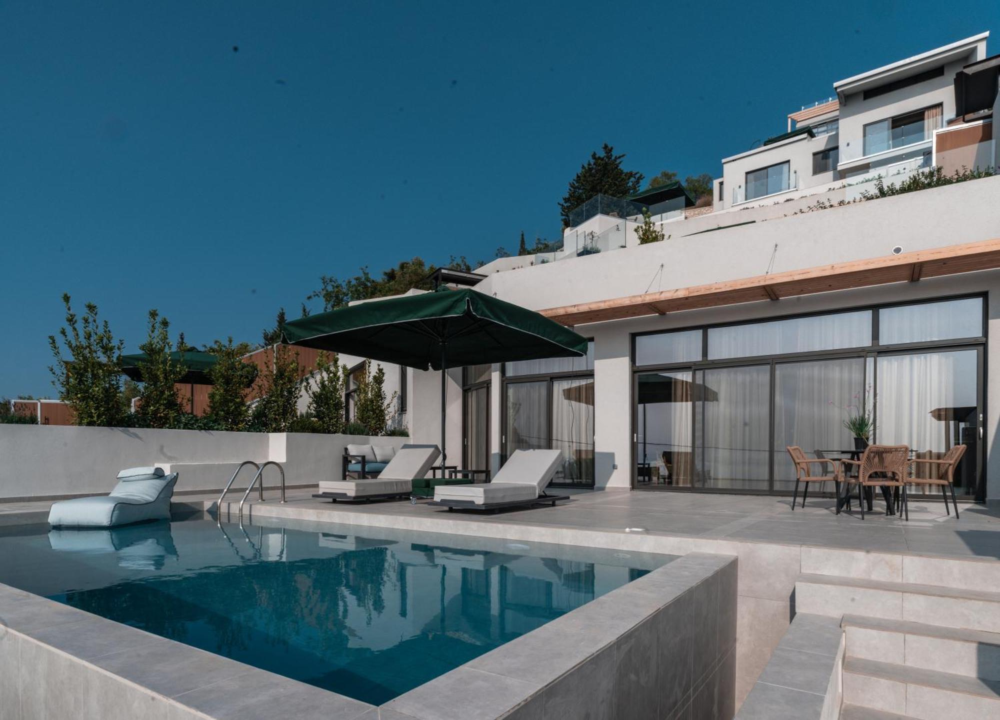 Anadeo Villas & Suites Exanthia Екстериор снимка