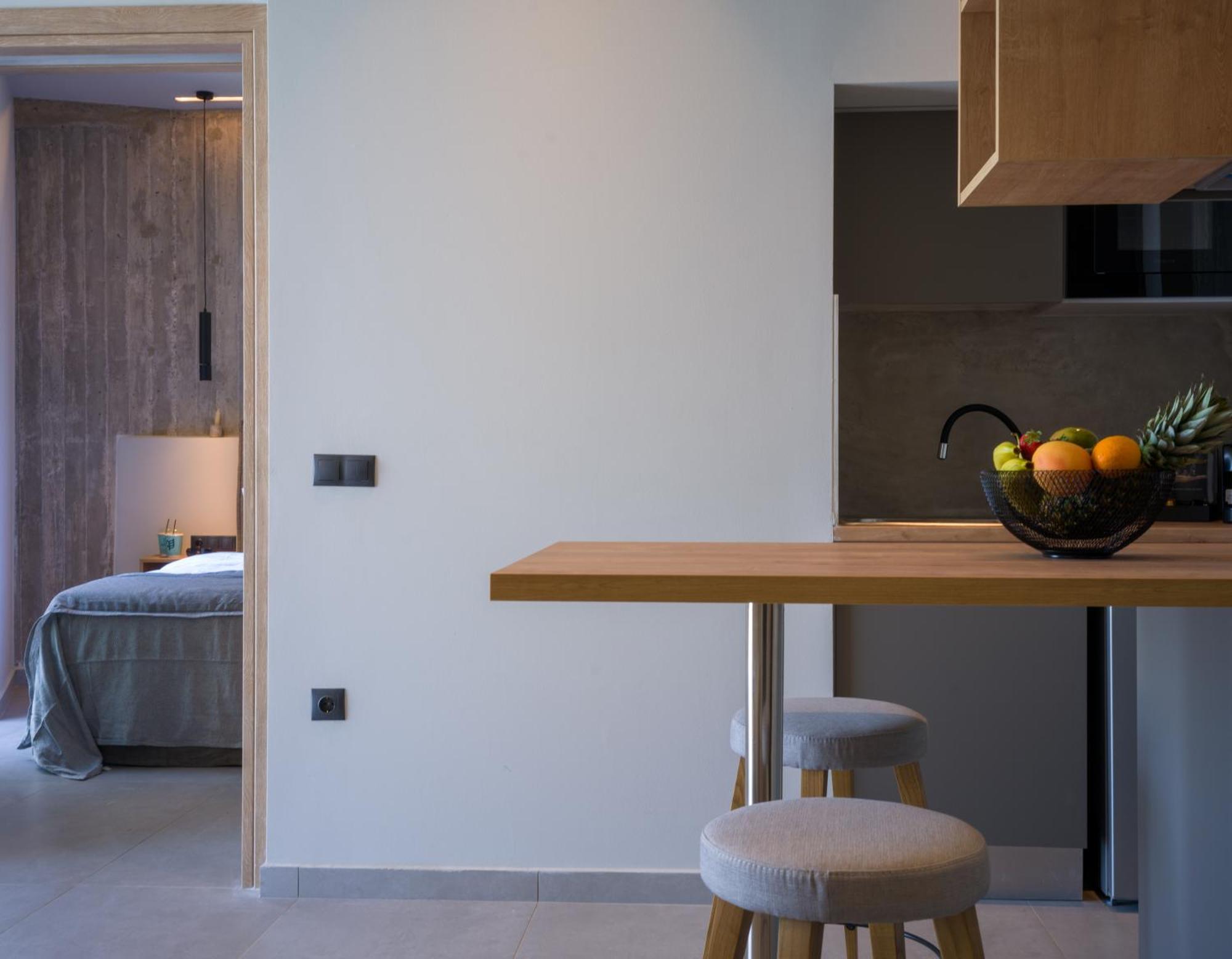 Anadeo Villas & Suites Exanthia Екстериор снимка